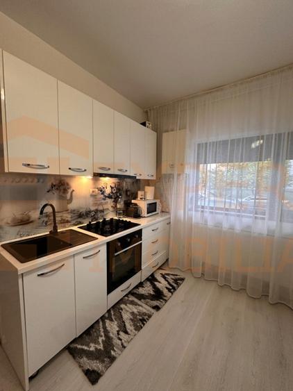 Apartament cu 2 camere decomandate de vânzare în zona Primo – Compozitori