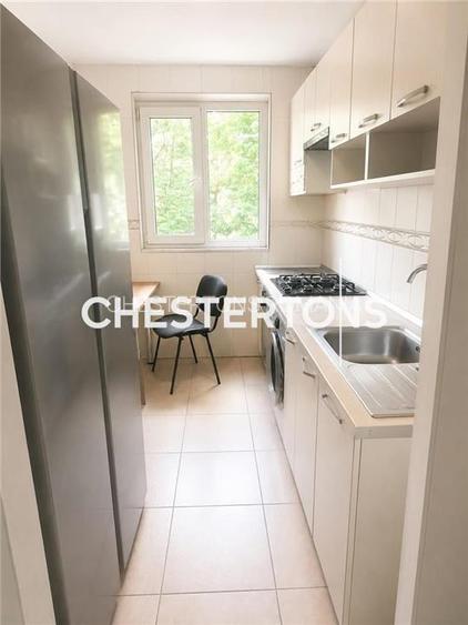 Vanzare apartament 3 camere Drumul Taberei langa parcul Moghioros si metrou - 8