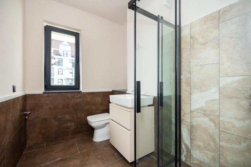 2 camere complex exclusivist, finalizat 2025, 70mp, 2 terase, la 300m de Peles