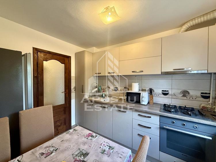 Apartament 2 camere de vanzare, centrala proprie, zona Girocului