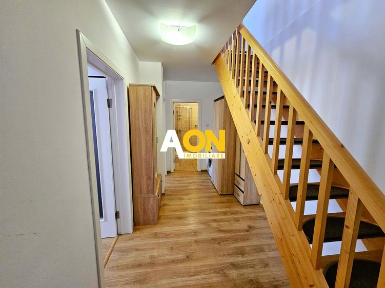 Penthouse pe două niveluri, panouri solare, terasă de 50 mp, boxă