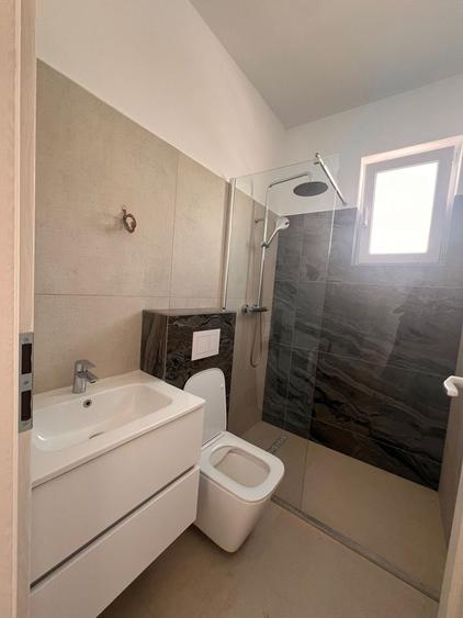Comision 0%. Duplex spatios 120 mp. Panouri solare.  380 mp teren.  La cheie.