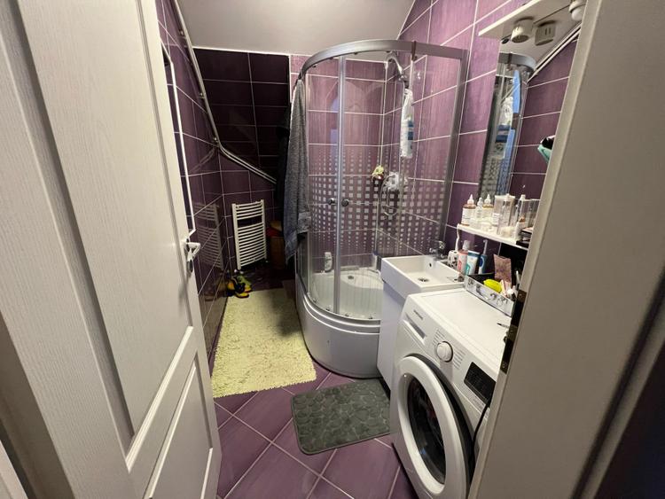 Apartament de 4 camere pe doua nivele, 105 MP, intr-un imobil cu 4 apartamente