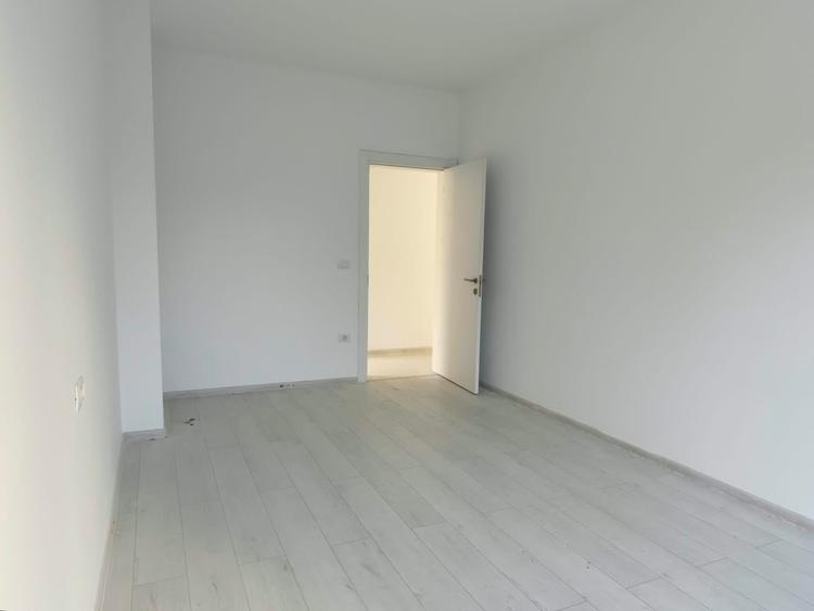 ULTIMUL APARTAMENT Solid Residence Smaraldului - 2 Camere curte proprie La Cheie