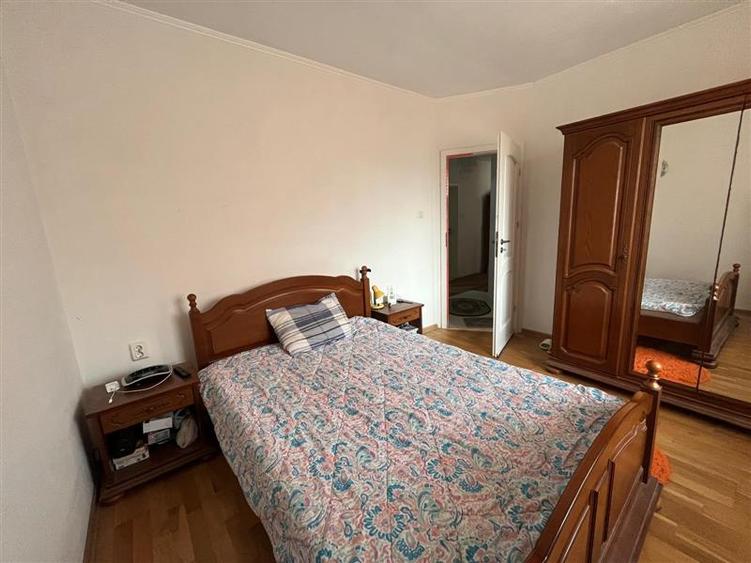 Caransebes, Casa cu Teren 385MP, Zona Racovita