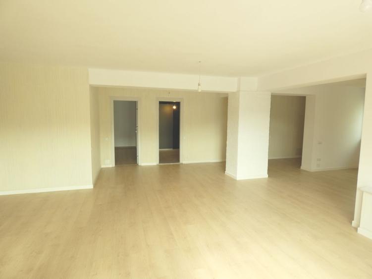 Apartament cu panorama de vanzare