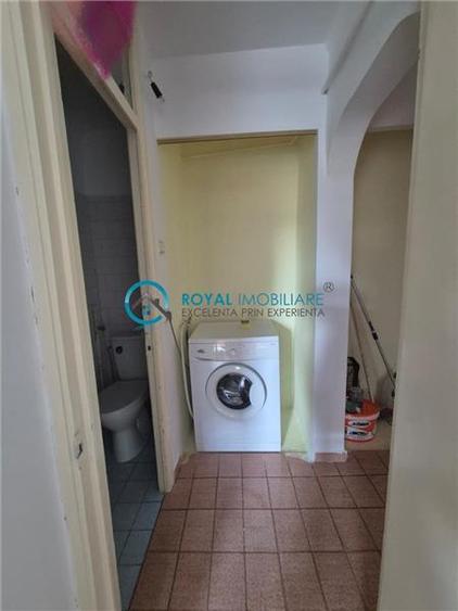 Royal Imobiliare - Vanzare apartament zona Ienachita Vacarescu