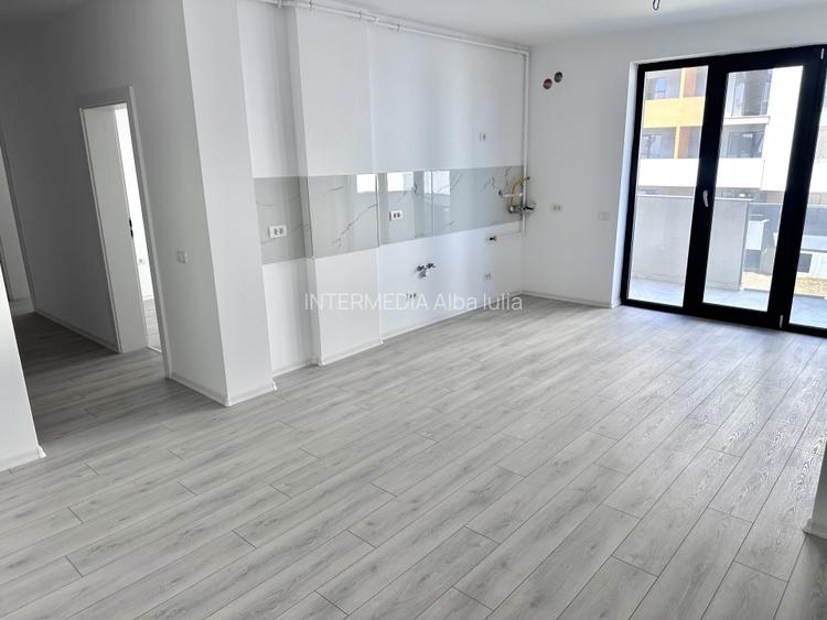 Apartament 3 camere  | 1 Baie | 1 Balcon | 61 mp. | Bloc NOU | Lift  | Central I - 5