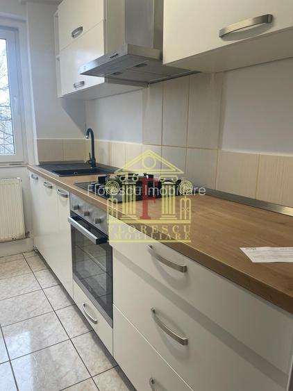 Apartament cu 2 camere! Podu Ros! - 3