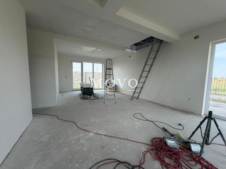 Triplex | 3 camere | Toate utilitatile | Asfalt | Parter + Mansarda