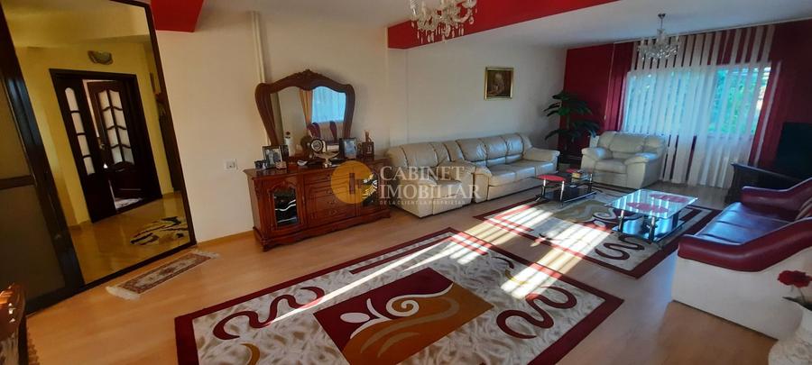 Vilă deosebită în Aroneanu – la doar 5 km de Tg. Cucu | 319.000 €