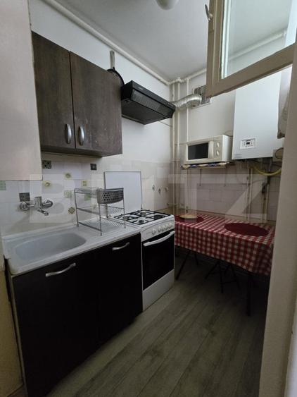 Garsonieră de vânzare – 30 mp – Aleea Carpați, Bloc 51, Târgu Mureș
