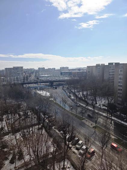 Bld. Alexandru Obregia - 10 minute Metrou - Apartament 3 camere - 78 mp.