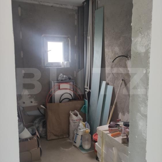 Apartament tip spațiu comercial cu terasă, 64 mp – zona Hlincea