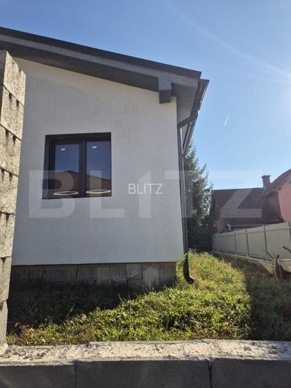 Casa superba de vanzare in cartierul Rasaritului Sancrai - 2