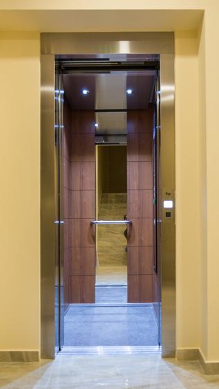HOTEL PREMIUM OPERAȚIONAL DE VÂNZARE | 44 CAMERE | OTOPENI –NORD BUCUREȘTI