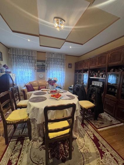 Casa zona rezidentiala , 700mp teren, Radauti