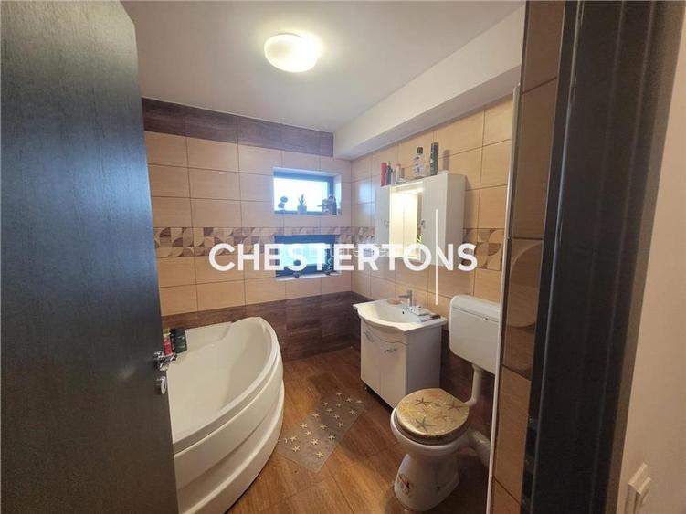Vila 5 camere spatioase, teren 262 mp, zona aerisita si linistita, Comuna Bercen - 11