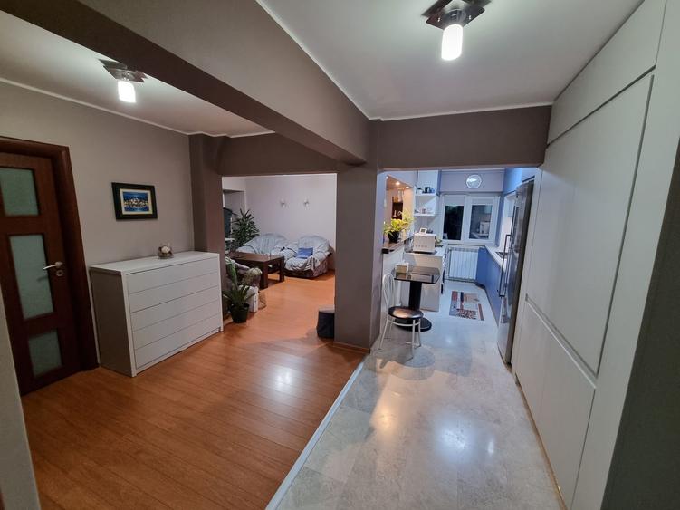 Aurel vlaicu-Apartament 4 camere finisat modern cu gaze