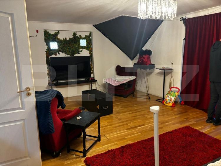 Casa cu 7 camere, 405 mp, in zona Decebal - 14