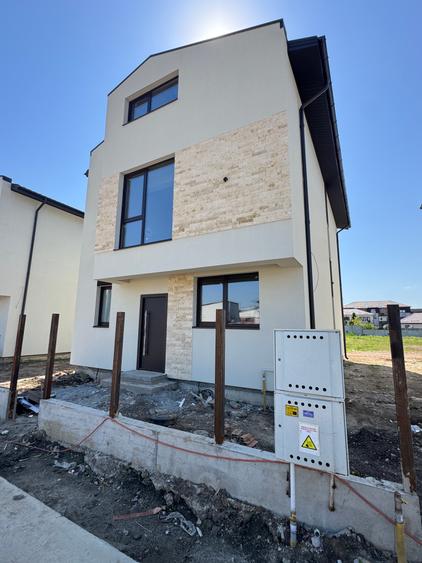 Casa Vila P+1+M