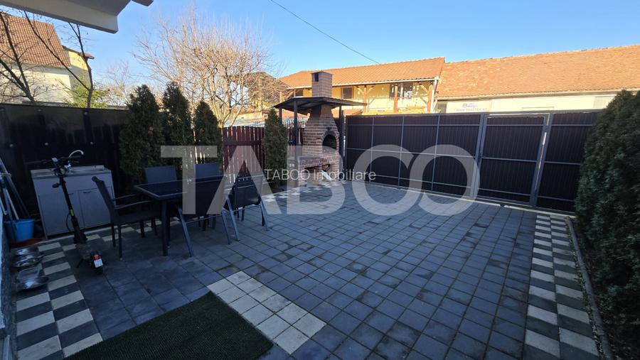 Casa cu 4 camere de vanzare mobilata si utiliata modern Selimbar Sibiu - 2