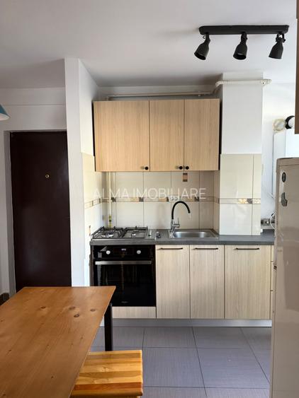 Apartament 2 camere, cu parcare, zona FSEGA si Iulius Mall! - 3