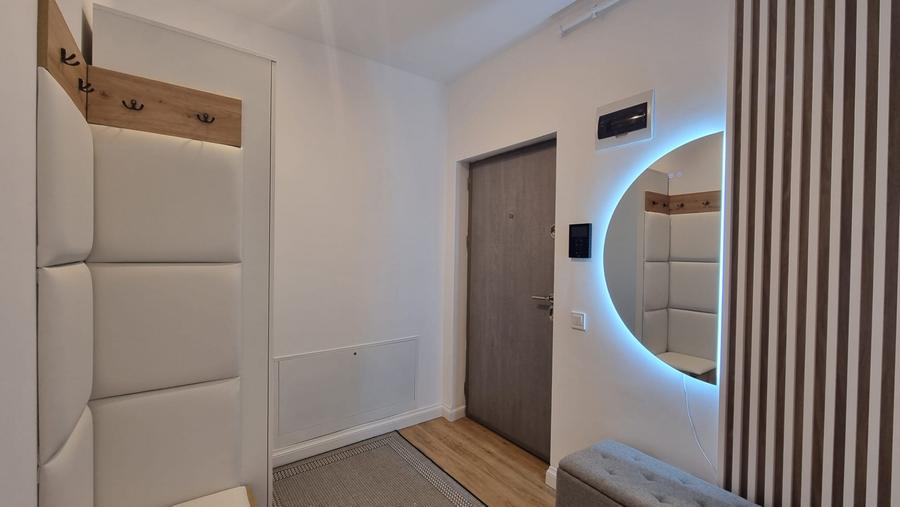 Penthouse de închiriat – 2 camere, 56 mp + terasă 50 mp | Parcare subterană