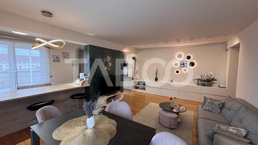 Penthouse 3 camere si doua locuri parcare de vanzare in City Residence