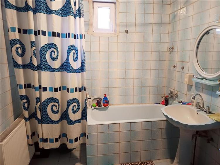 Casa cu teren 315 mp – Moldova Veche, jud. CS