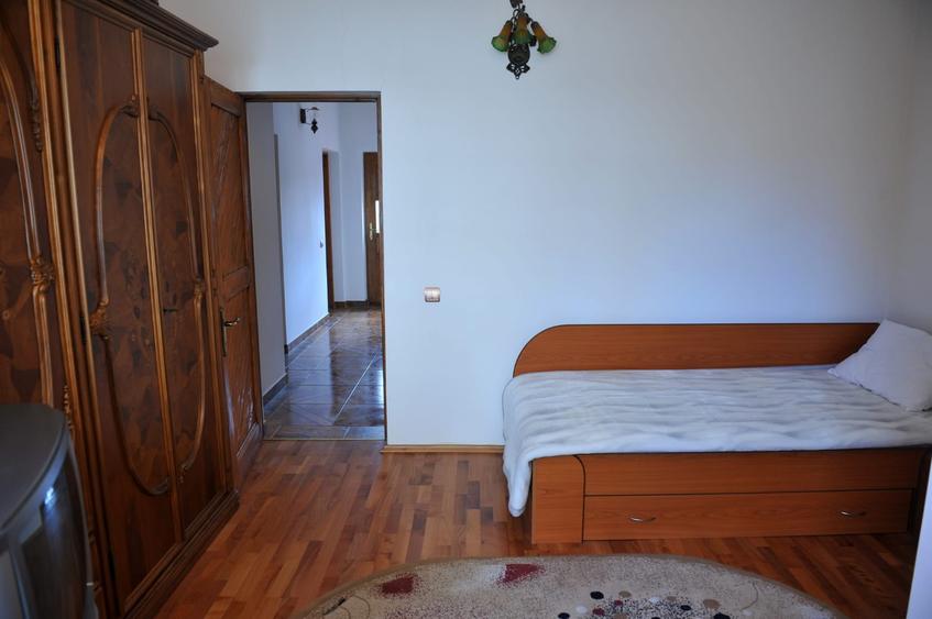 Vila de pe cărțile poștale