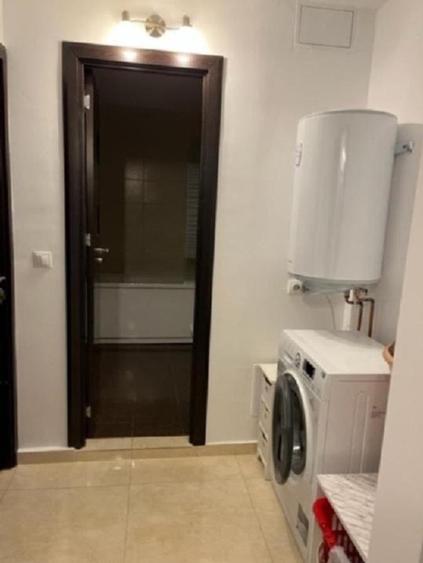 Pozitionat excelent,. direct proprietar (fara comision) , complet renovat, lux