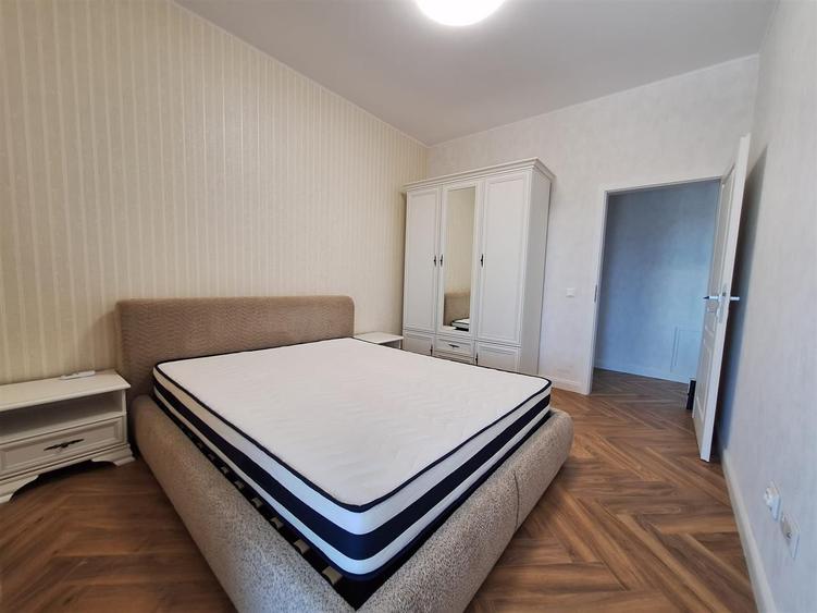 2 camere l Superfinisat l Str.Frunzisului l Parcare