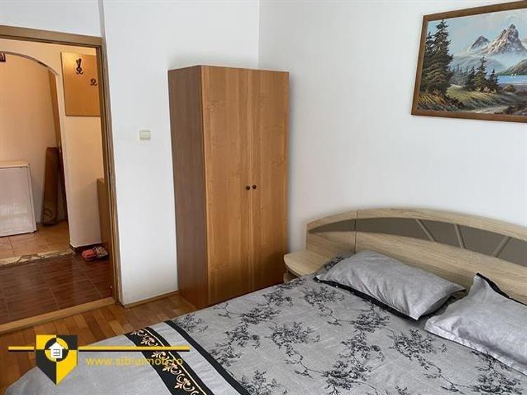 Ap 2 cam cu doua dormitoare  central Parc tineretului Spital