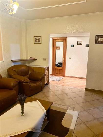 Apartament 3 camere Focsani , zona ultracentrala - Primaria Focsani , decomandat