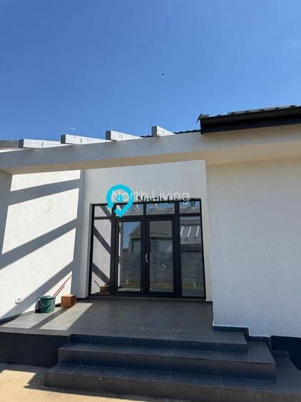 Case individuale de vanzare in Comuna Berceni- strada  Miorita - 4