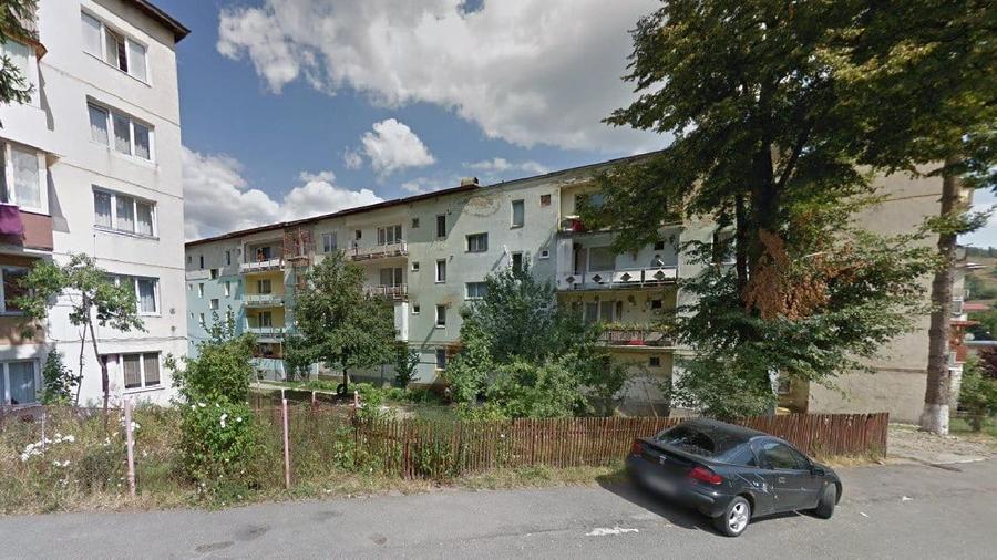 Apartament - 3 camere - 60 mp - Et.2, Cavnic