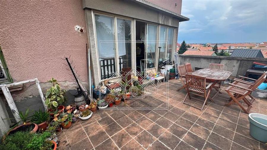 Apartament langa P. Sub Arini - 5 camere, 102 mp - 5