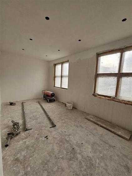 TEREN INTRAVILAN CURS CONSTRUCTII ( 2 ha) DE VANZARE IN ONESTI