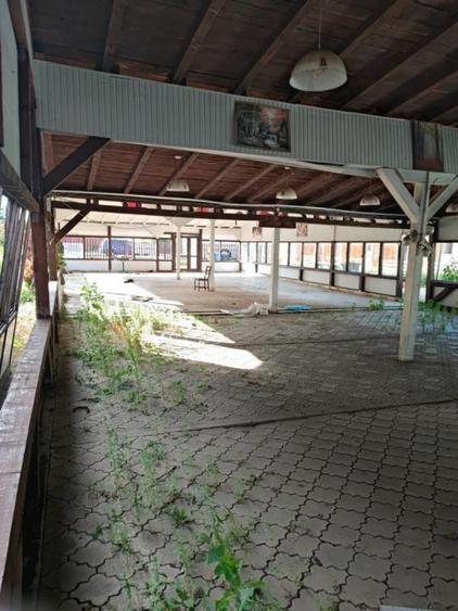 Vand teren comercial la E85 – Fostul Complex Roata Vietii