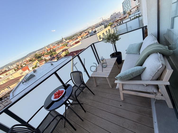 Loft de Vanzare Ultrafinisat in Centru cu Panorama