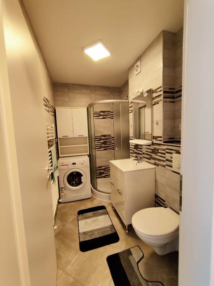 Proprietar închiriez apartament cu două camere.
