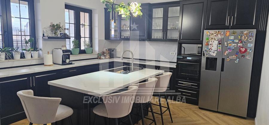 Casa individuala | 230 mp | 710 mp teren | Mobilata | Alba-Micesti