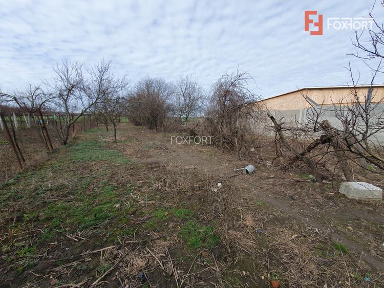 Casa de vanzare cu 3 camere si teren de 1008 mp - Deta - 17