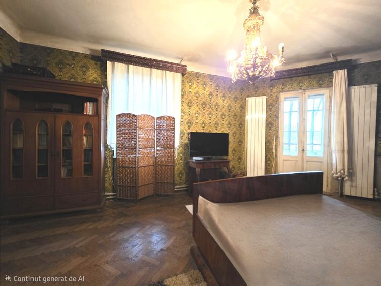 Apartament in Vila, 5 camere, Alexandru Philippide 4, de renovat