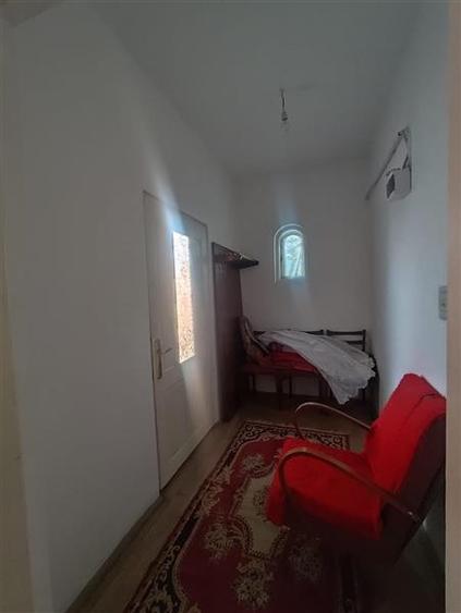 Vanzare casa in Scaeni