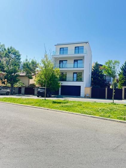 Apartament - 3 camere - decomandat - Calea Calarasilor - Comision 0%