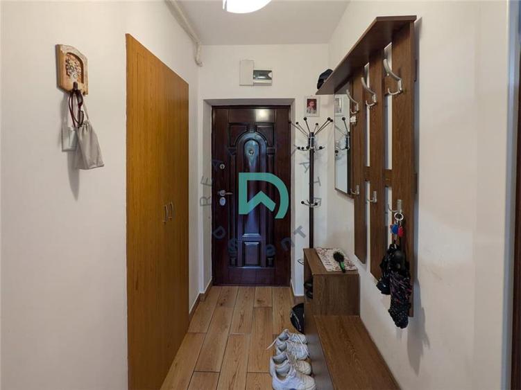 Vand apartamente 3 camere Garii, Brasov