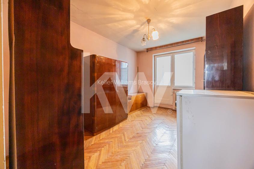 Vânzare apartament cu 4 camere - zona Calea București - 10