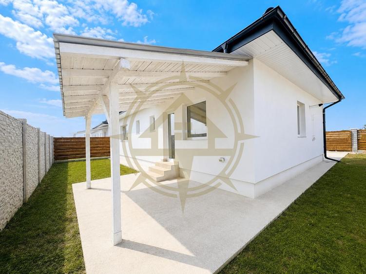 DOM00504 - CASA 4 CAMERE DARZA - CREVEDIA